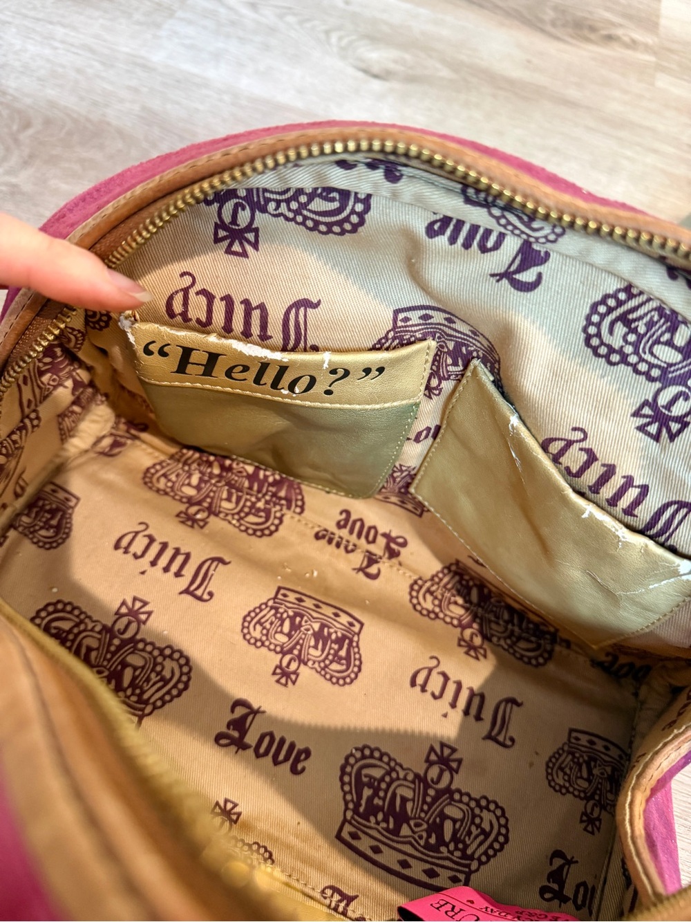 RARE Vintage Y2K Juicy Couture Velour "J" Heart Boston Bag + Pom & Mirror (2004) - Picture 15 of 16